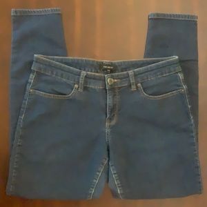 The Limited stretchy skinny cropped jeans size 12